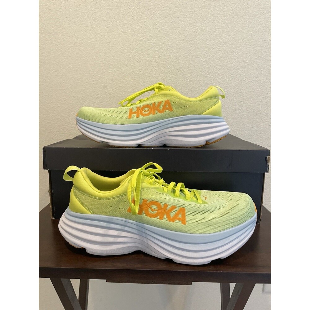 NEW HOKA ONE BONDI 8 Size 10.5 RUNNER YELLOW AUTHENTIC TRAINER RUNNING 2023